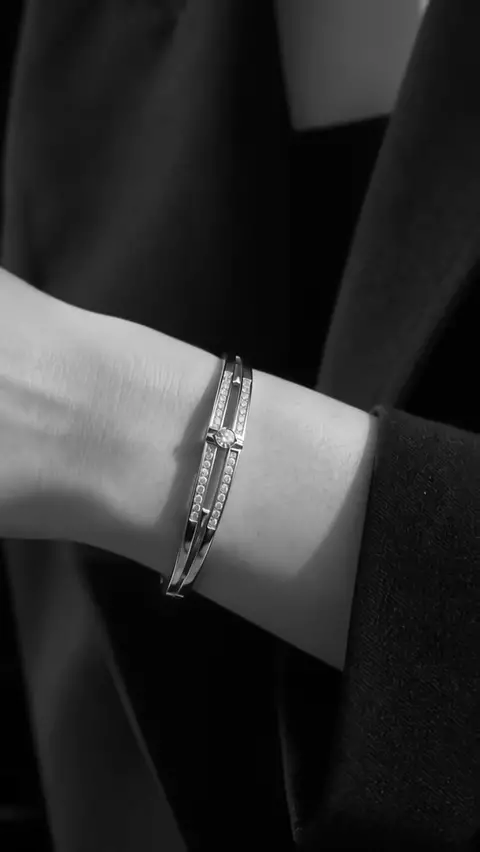 VELORA — Timeless Elegance, Luxury Jewelry cinematic AI ad by NNI Design Studio